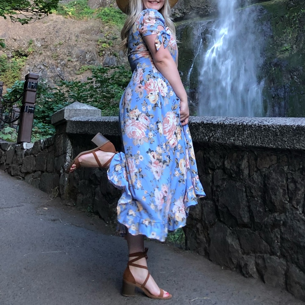Francesca’s blue floral wrap dress
